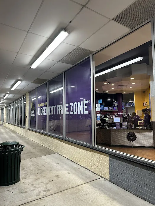 Planet Fitness Picture 3
