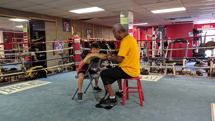 Manny's Old School Boxing Gym Picture 7