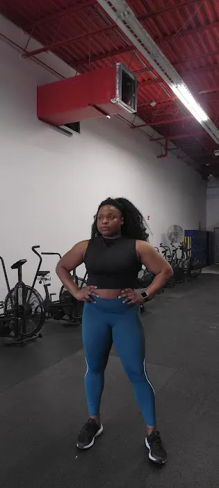 CurinsFitnessWorld LLC Picture 1