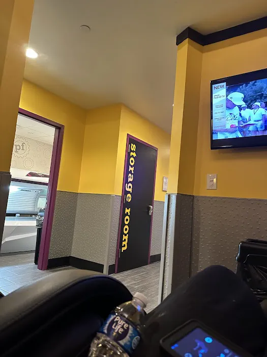 Planet Fitness Picture 3