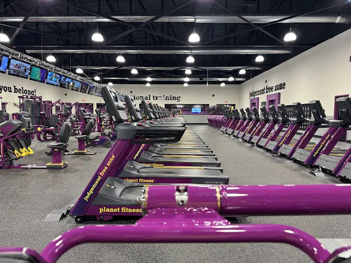 Planet Fitness Picture 3