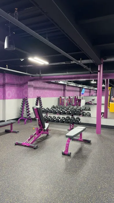 Planet Fitness Picture 10