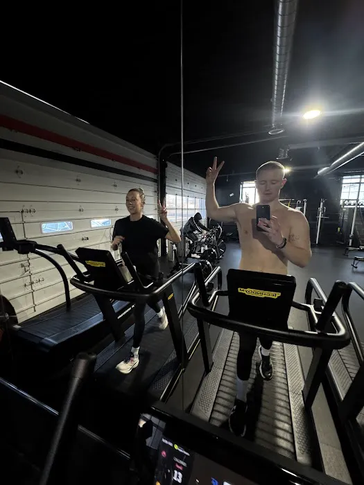 The Garage Gym Picture 8