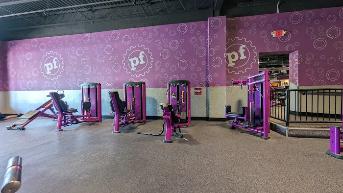 Planet Fitness Picture 8