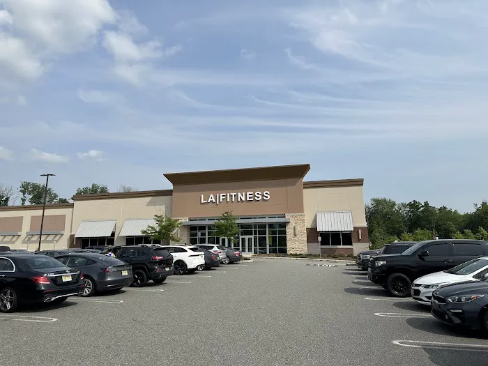 LA Fitness Picture 7