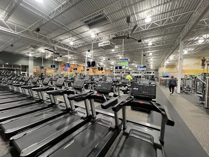 LA Fitness Picture 3