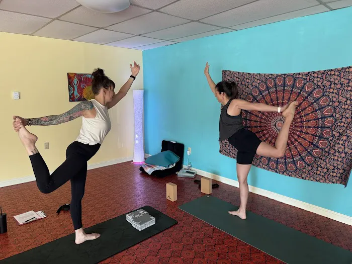 Dawnlight Yoga Picture 3