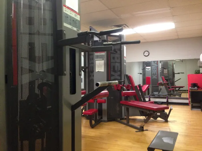 Sports Inn 24 Hr Fitness Picture 2