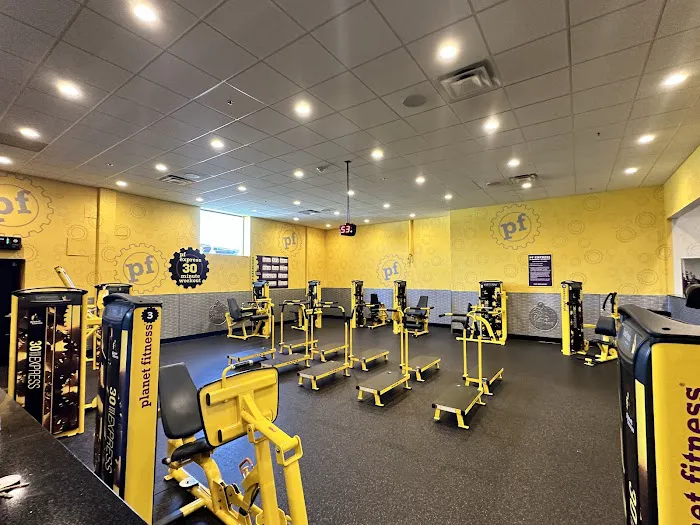 Planet Fitness Picture 6