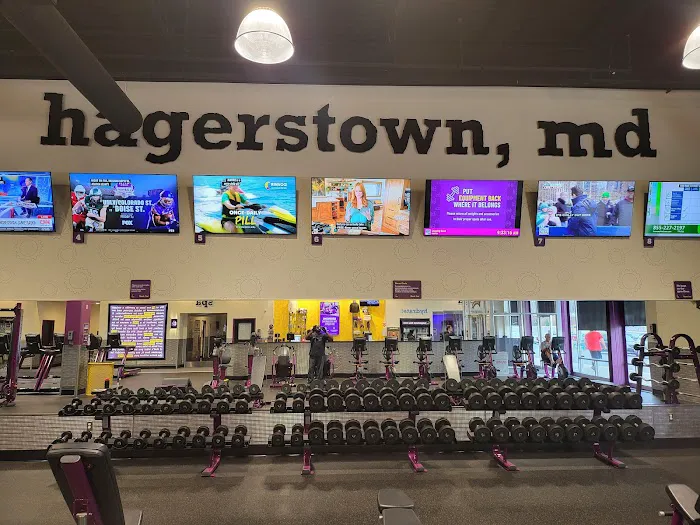 Planet Fitness Picture 2