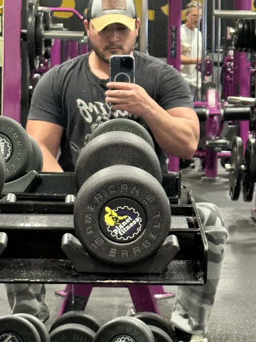 Planet Fitness Picture 1