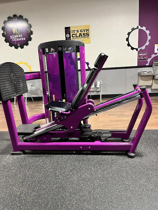 Planet Fitness Picture 4