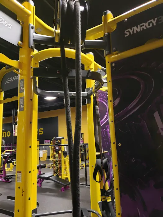 Planet Fitness Picture 9