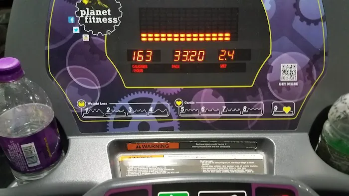 Planet Fitness Picture 10