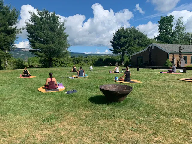 Stone Wave Yoga Picture 2