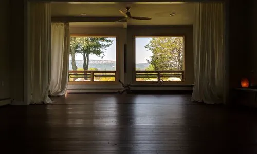 Stone Wave Yoga Picture 10