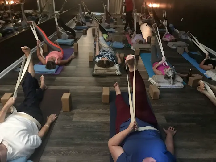 Monmouth Beach Yoga & Wellness Picture 3