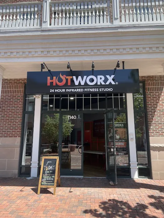 HOTWORX - Livingston, NJ - Town Center Picture 4