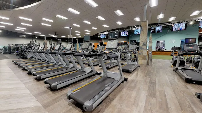 Onelife Fitness - Valley Mall Picture 5