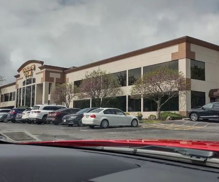 Gold's Gym