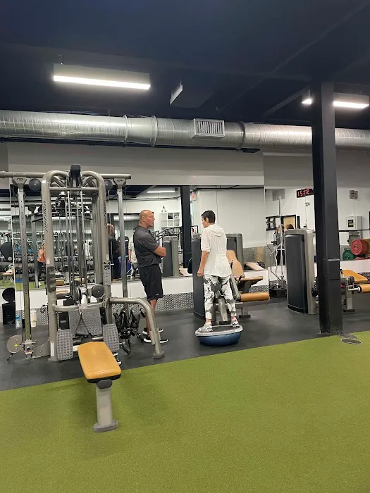 Advanced Fitness & Wellness Picture 4