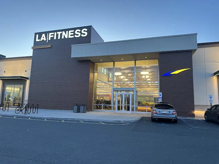 LA Fitness Picture 2