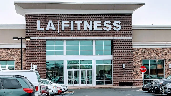 LA Fitness Picture 1