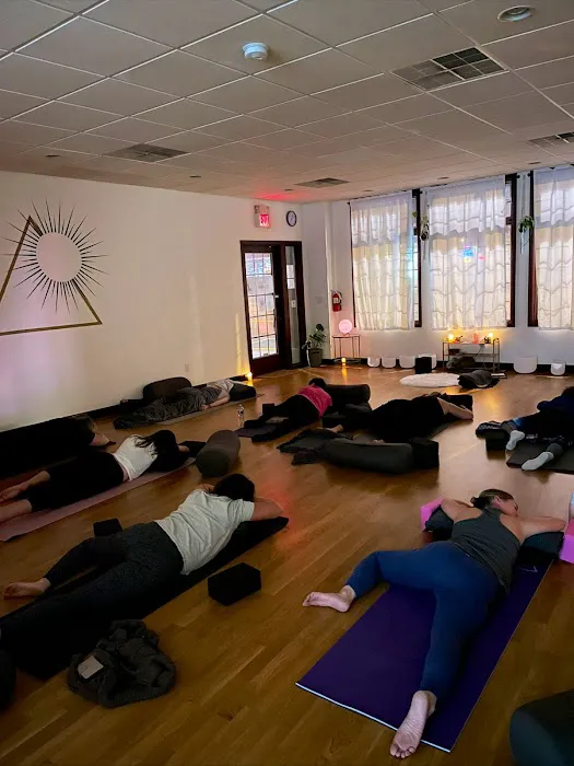 Alchemy House of Yoga Picture 3