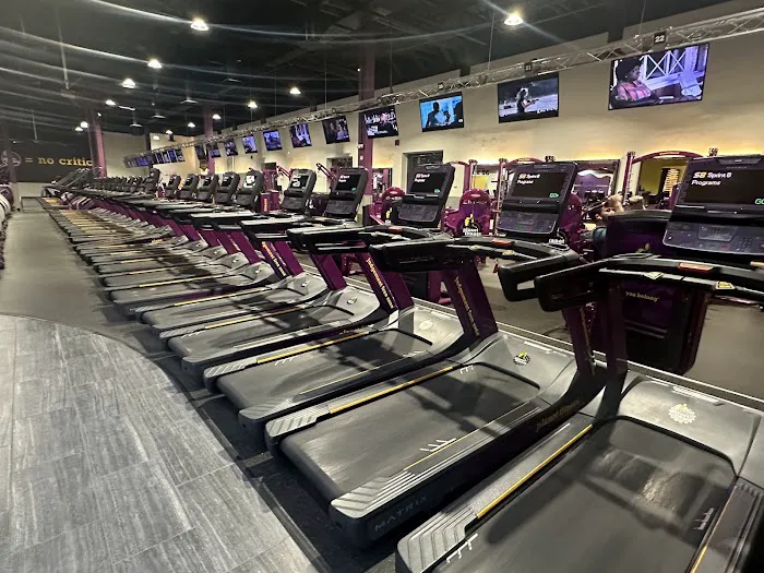 Planet Fitness Picture 3