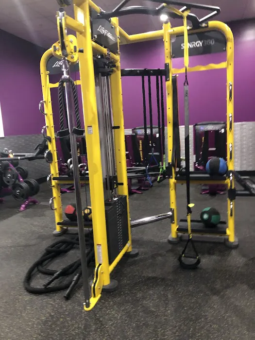 Planet Fitness Picture 8