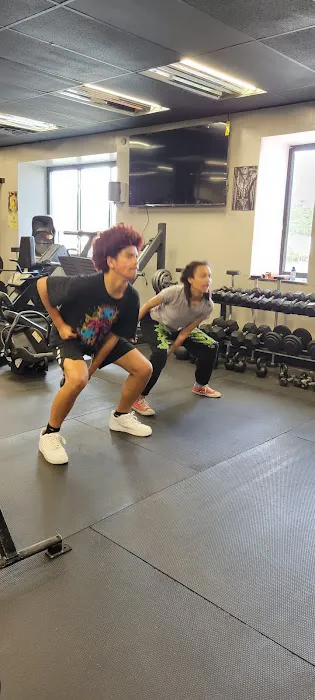 Figures & Physiques Personal Training Studio Picture 3
