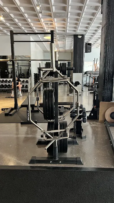 D & I FITNESS Picture 6