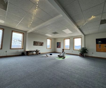Mountain Laurel Yoga