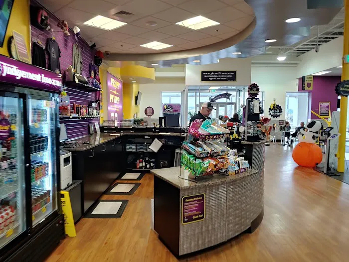Planet Fitness Picture 1