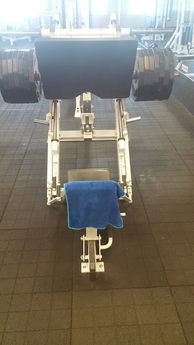 Mike Arteaga's Health and Fitness Centers Picture 4