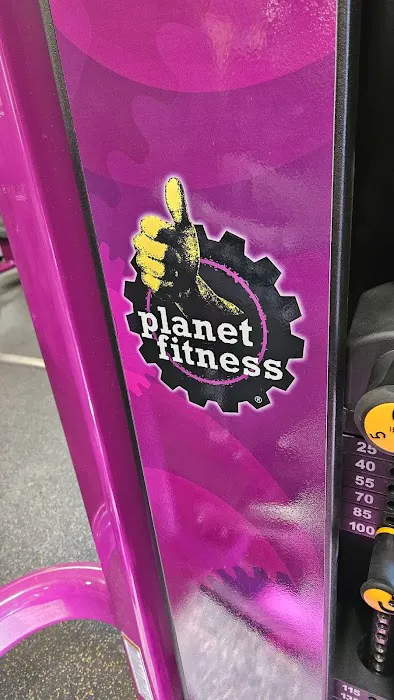 Planet Fitness Picture 4