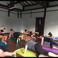 Rae of Light Yoga ico