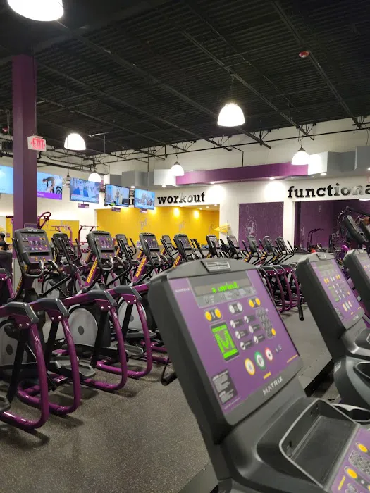 Planet Fitness Picture 4