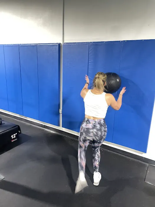 Bare Essential Fitness Picture 10