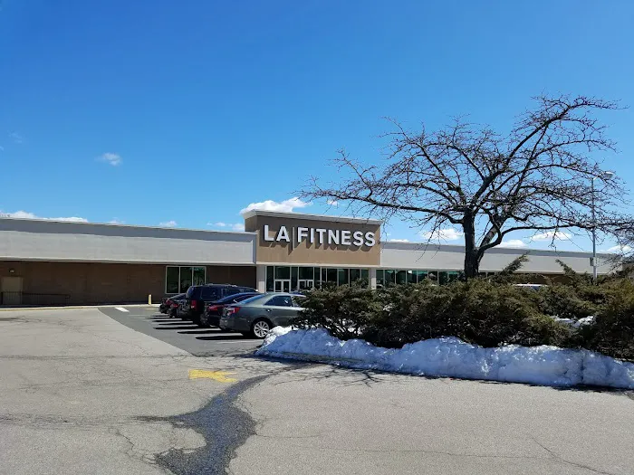 LA Fitness Picture 2