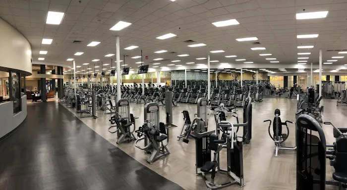 LA Fitness Picture 1