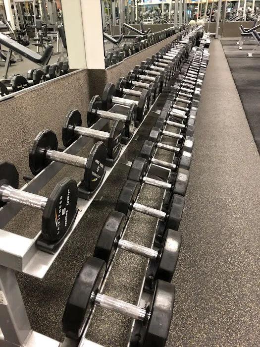 LA Fitness Picture 7