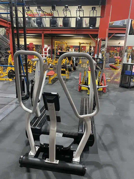 Retro Fitness Picture 8