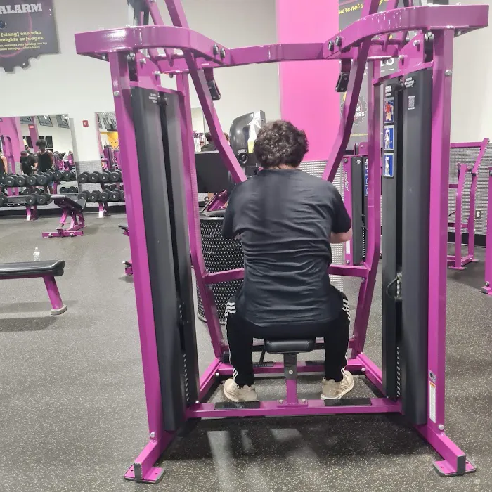 Planet Fitness Picture 10
