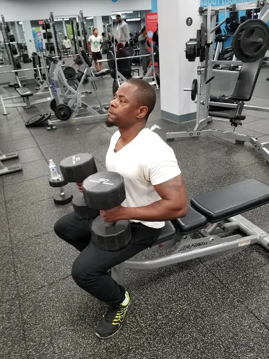 Blink Fitness East Orange Picture 4