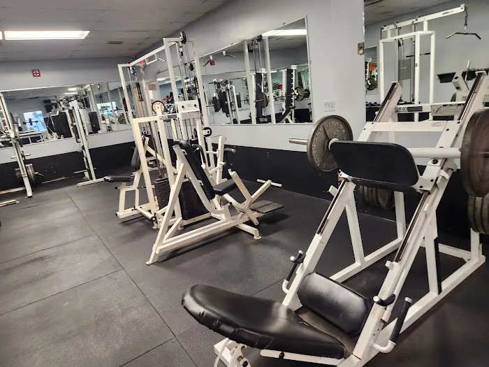 Diamond Gym Sports & Fitness LLC Picture 8