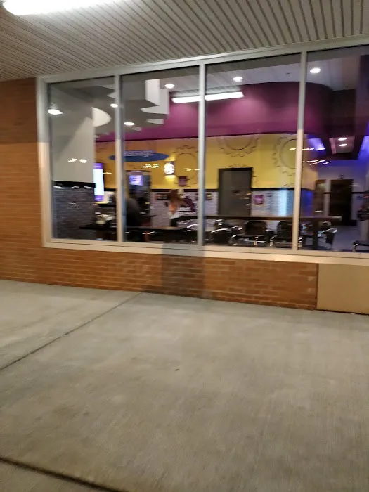 Planet Fitness Picture 7