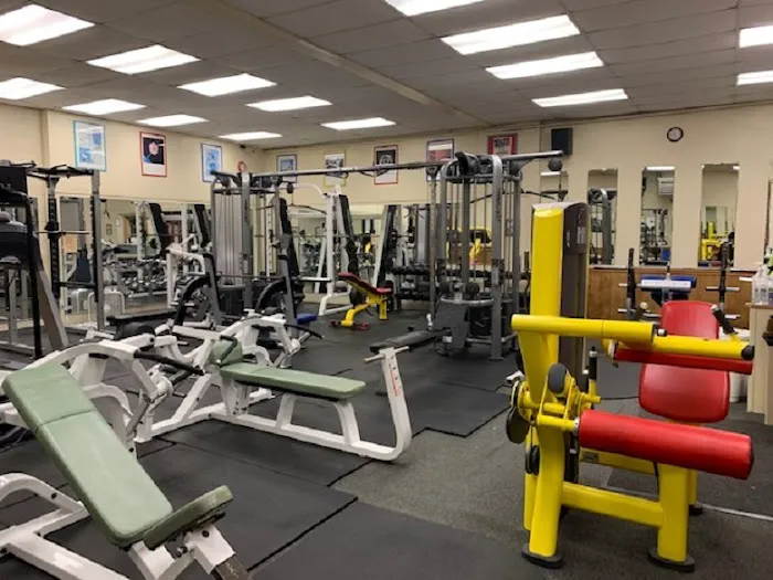 Lakes 24HR Fitness Picture 6