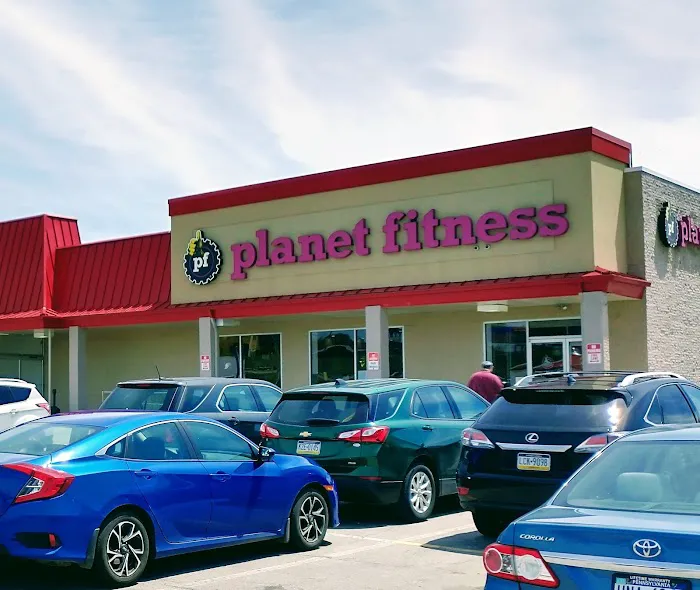 Planet Fitness Picture 9