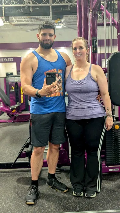 Planet Fitness Picture 10